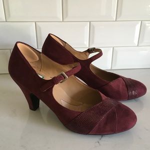 Naturalizer N5 Comfort Suede Mary Janes